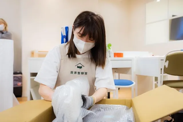 整聊師打包整理物品（圖／社企流）
